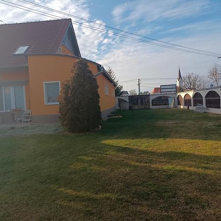 Penzion Pod Sklepy Novy Prerov Екстер'єр фото